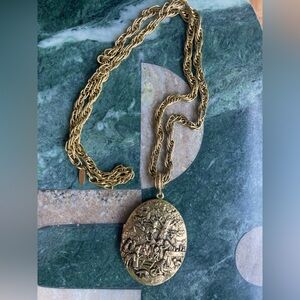 Vintage Large Whiting Davis Gold Tone Locket w/ Pastoral Scene